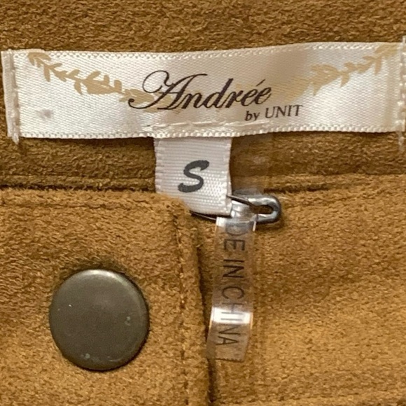 Andree by unit snap front high waist suede skirt with pockets size small NEW - Picture 2 of 7